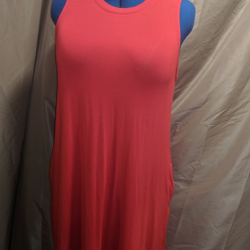 Red midi dress